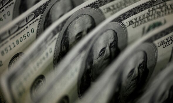 dólar