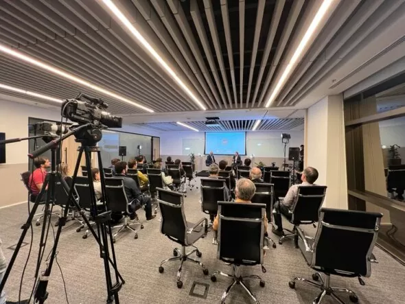 foto da live EQI Talks sobre a guerra na Ucrânia