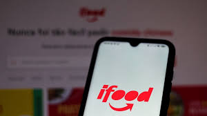 Imagem mostra app do iFood.