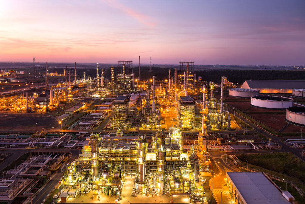 Petrobras (PETR3; PETR4)