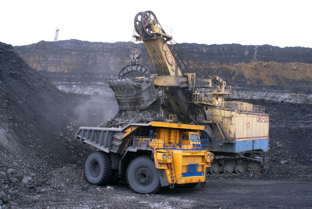 Imagem mostra uma unidade de mineração.