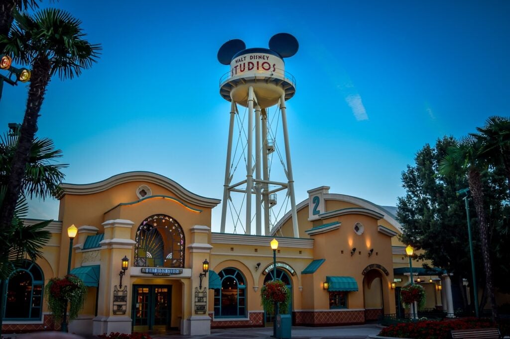 Fachada dos estúdios Disney (DISB34)