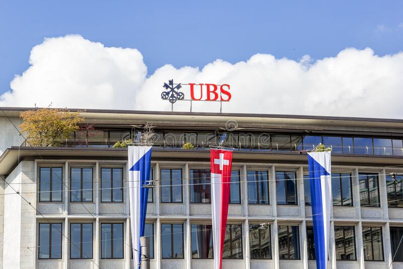 UBS (UBSG; UBSG34) tem prejuízo de US$ 785 mi no 3TRI23, mas receita surpreende positivamente