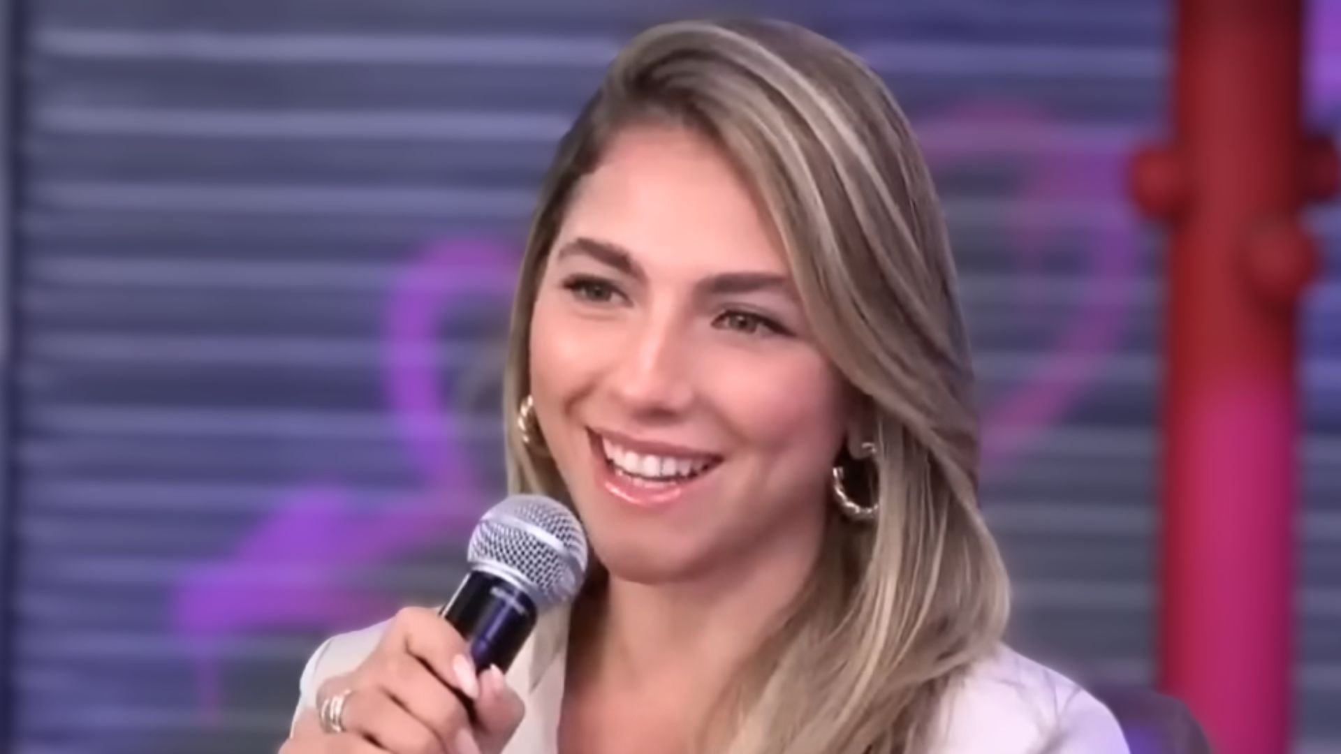 Wafa Labidi Wafá Kadri comenta o cenário político na Money Week| EuQueroInvestir ...