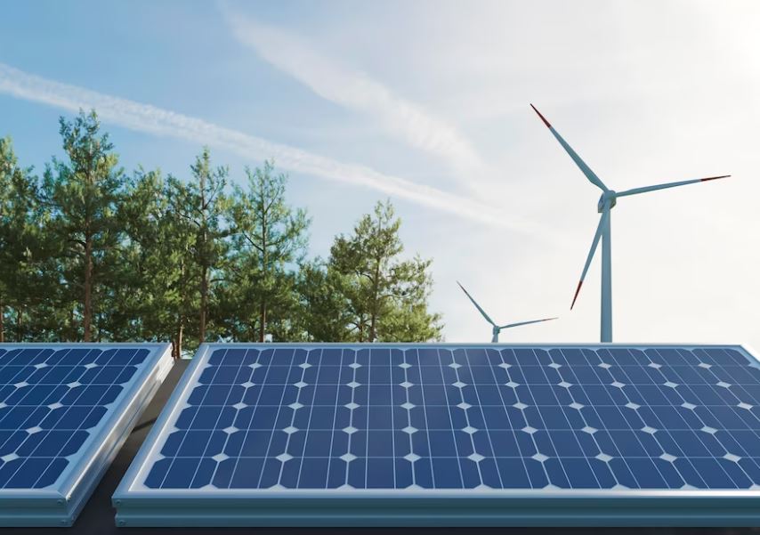 geração distribuída: foto de painel solar, e pá de energia eólica