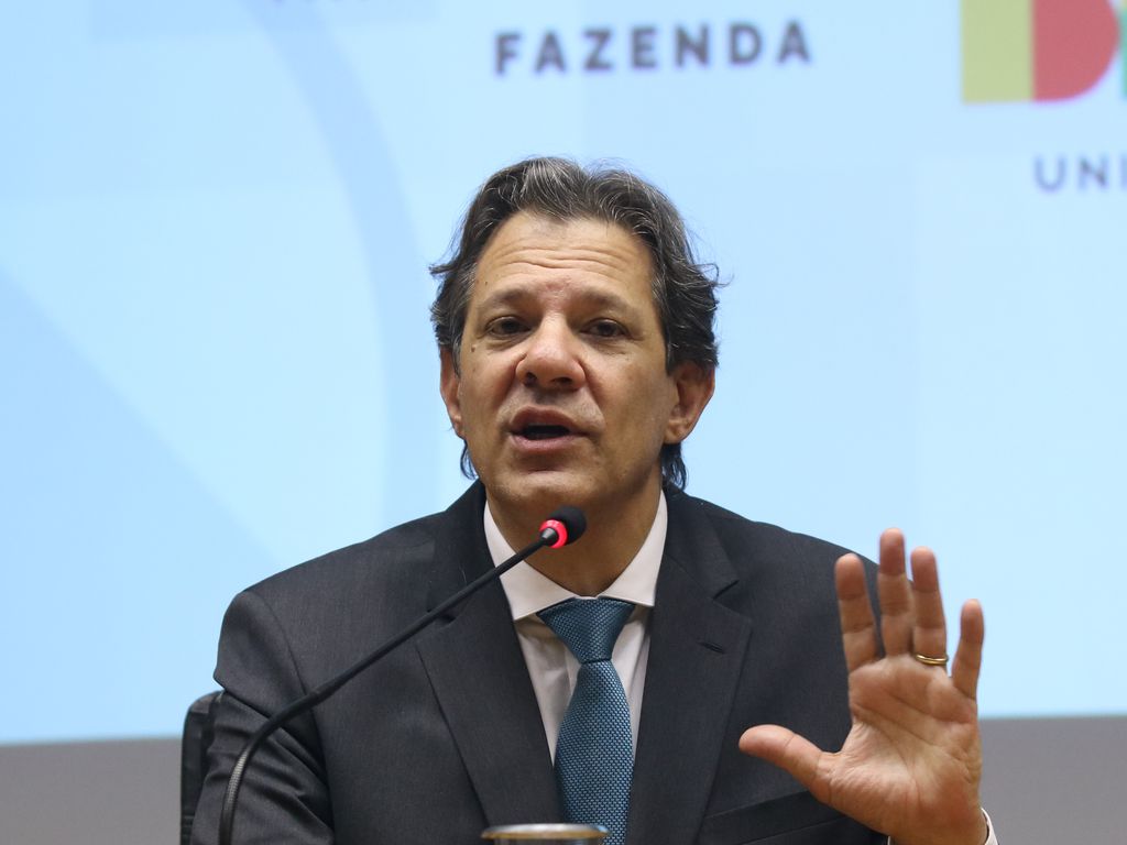 Brasília (DF), 17/07/2023 - Ministro da Fazenda, Fernando Haddad, comenta a elevação a nota de crédito do Brasil