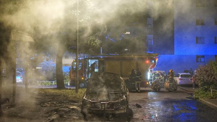 Imagem mostra os protestos recentes na França.