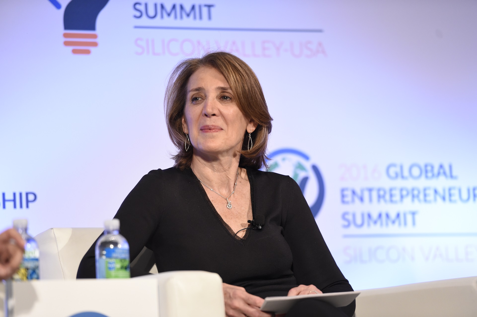 Ruth Porat, próxima executiva-chefe e diretora de investimentos do Google