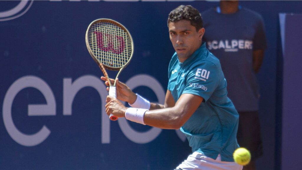 Thiago Monteiro atuando durante o ATP 250 - Chile Open