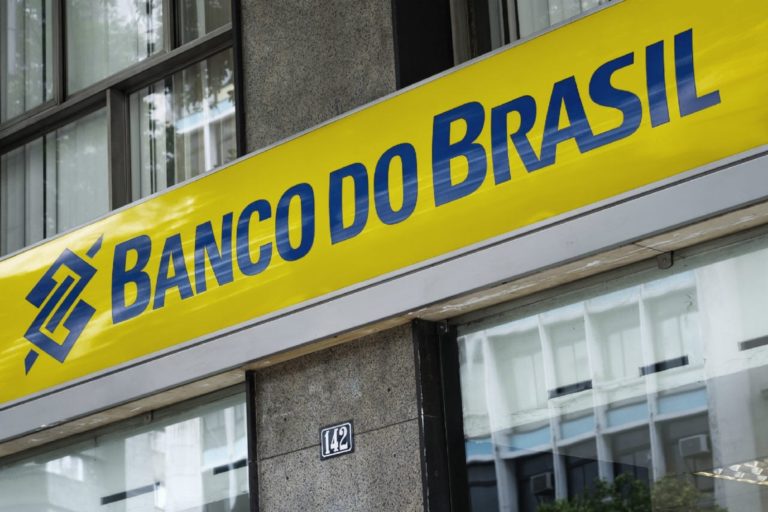 Balanços do 3TRI23: setor bancário deve ser destaque. Imagem mostra fachada do Banco do Brasil