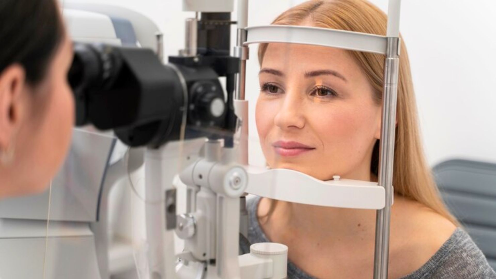 Exame oftalmológico - representação da clínica a+ Oftalmologia do Fleury
