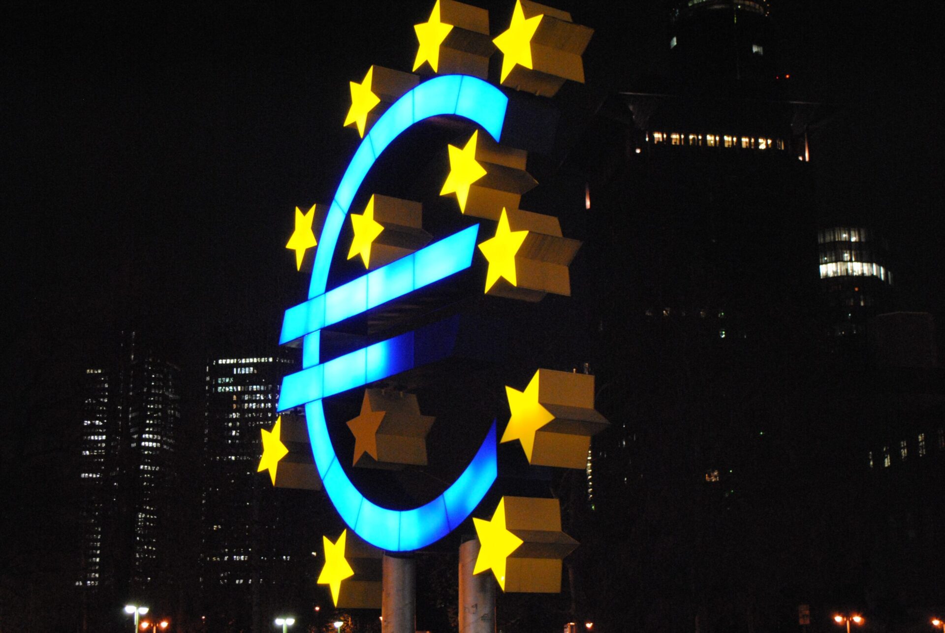 BCE mantém juros inalterados