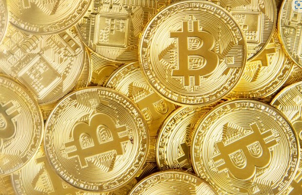 Bitcoin vai subir ou cair? É hora de comprar ou vender moeda?