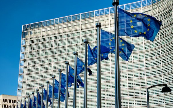foto bandeiras União Europeia