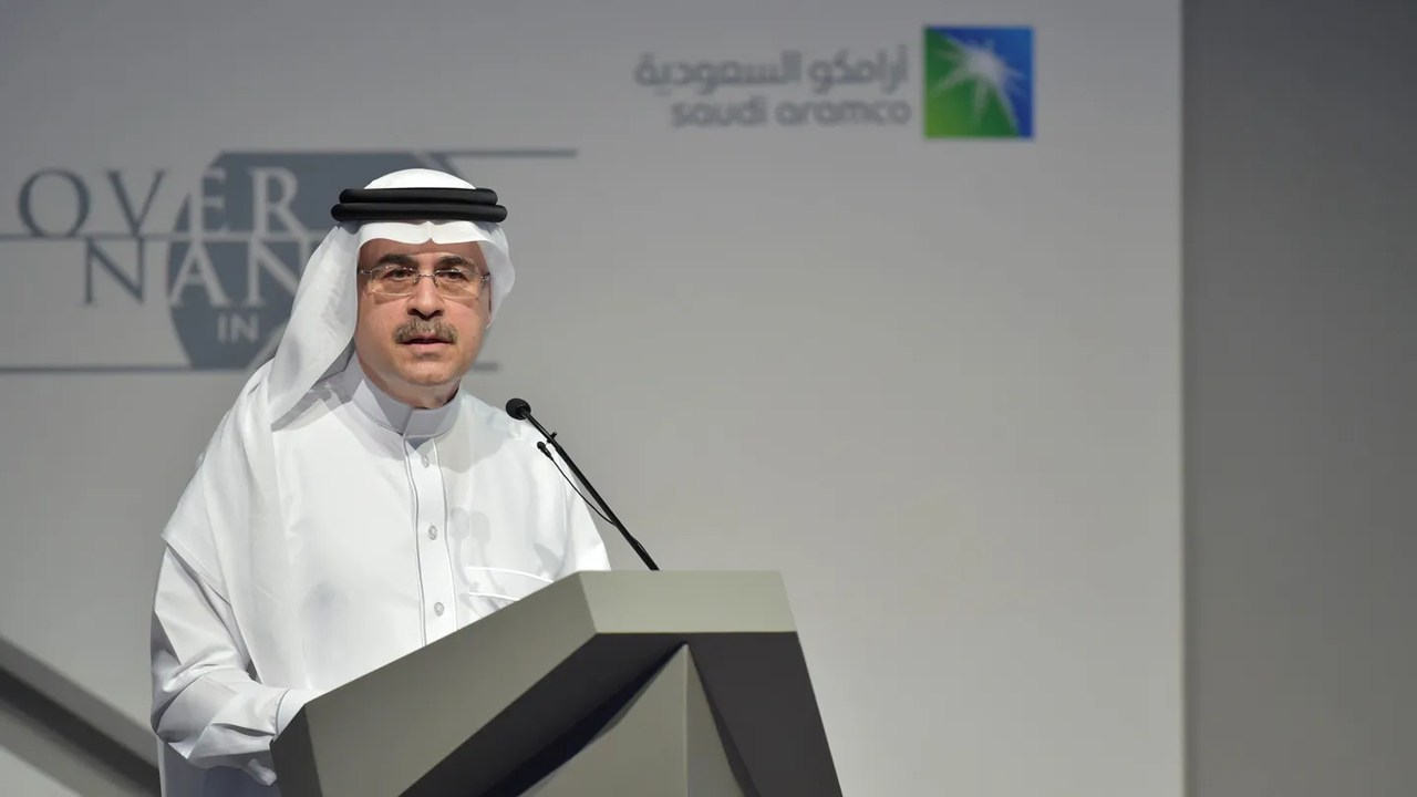 CEO da Saudi Aramco diz que o mundo deveria abandonar a ‘fantasia’ de eliminar o petróleo