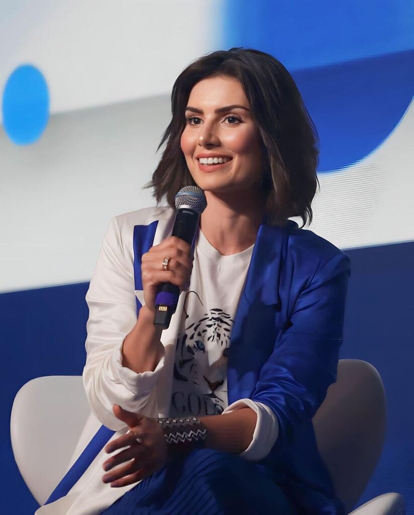 Primeira investidora brasileira. Nathalia Arcuri.