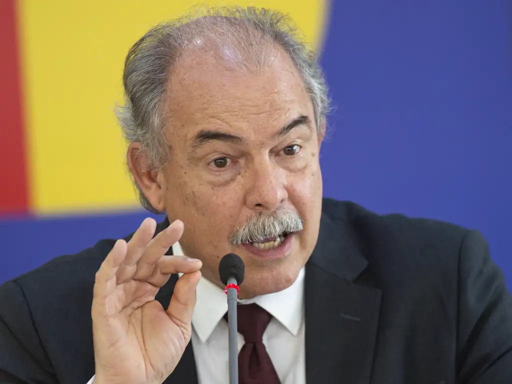 Mercadante na Petrobras: ex-senador deve presidir conselho