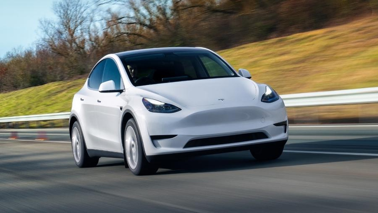 Tesla anuncia corte nos preços dos veículos em todo o mundo 