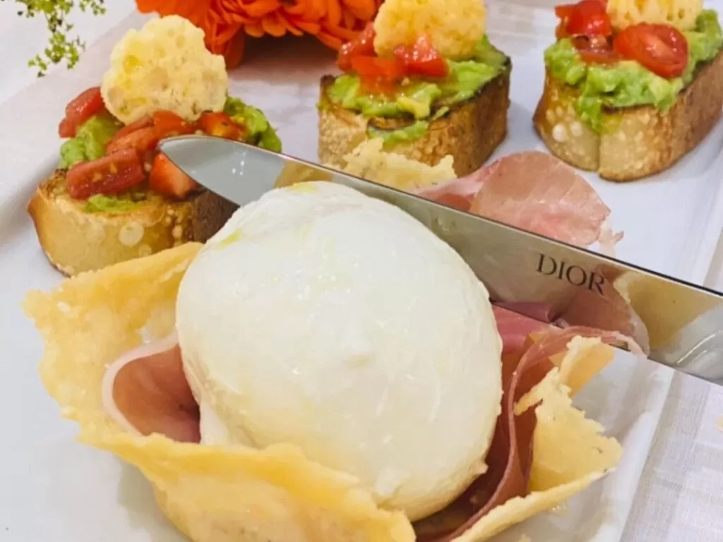 Dior Café