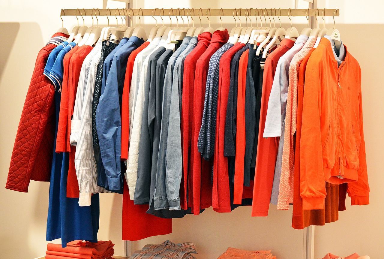 Prévia do 1TRI24: relatório da EQI Resarch aborda varejo de vestuário