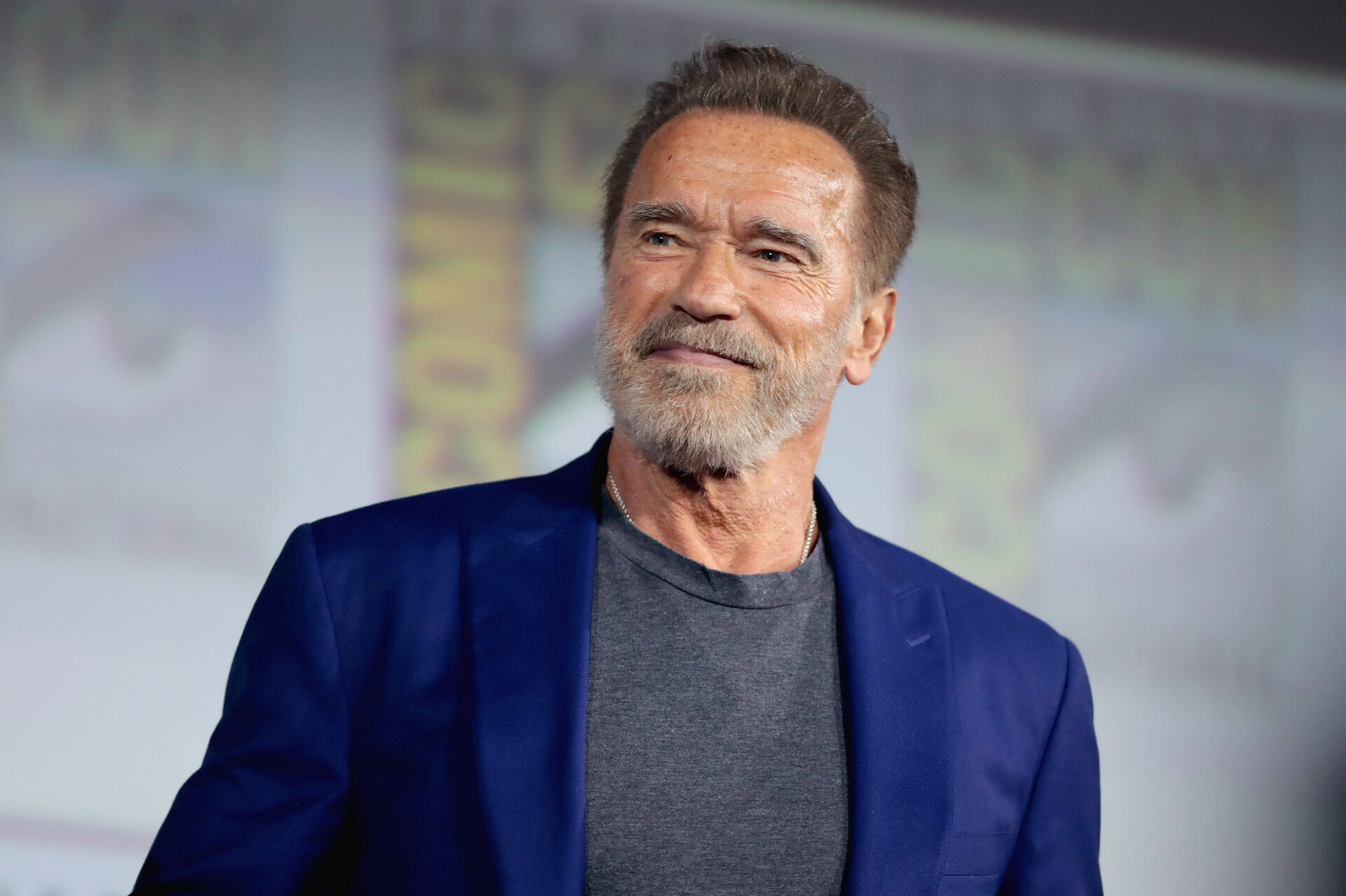 Arnold Schwarzenegger: bilionário aos 76 anos, saiba no que investe