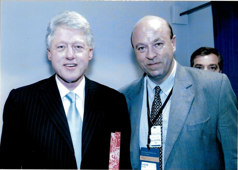 Bill Clinton, ex-presidente dos Estados Unidos, e José Salibi Neto