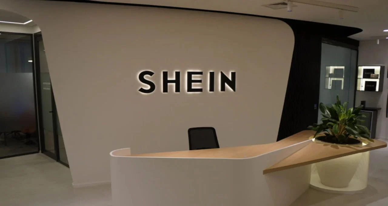 Shein apresenta documentos confidenciais para possível IPO em Londres, segundo fontes