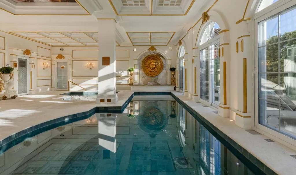 Melhor hotel do mundo. Piscina.