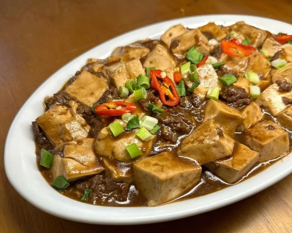 Mundo da gastronomia. Ton hoi.