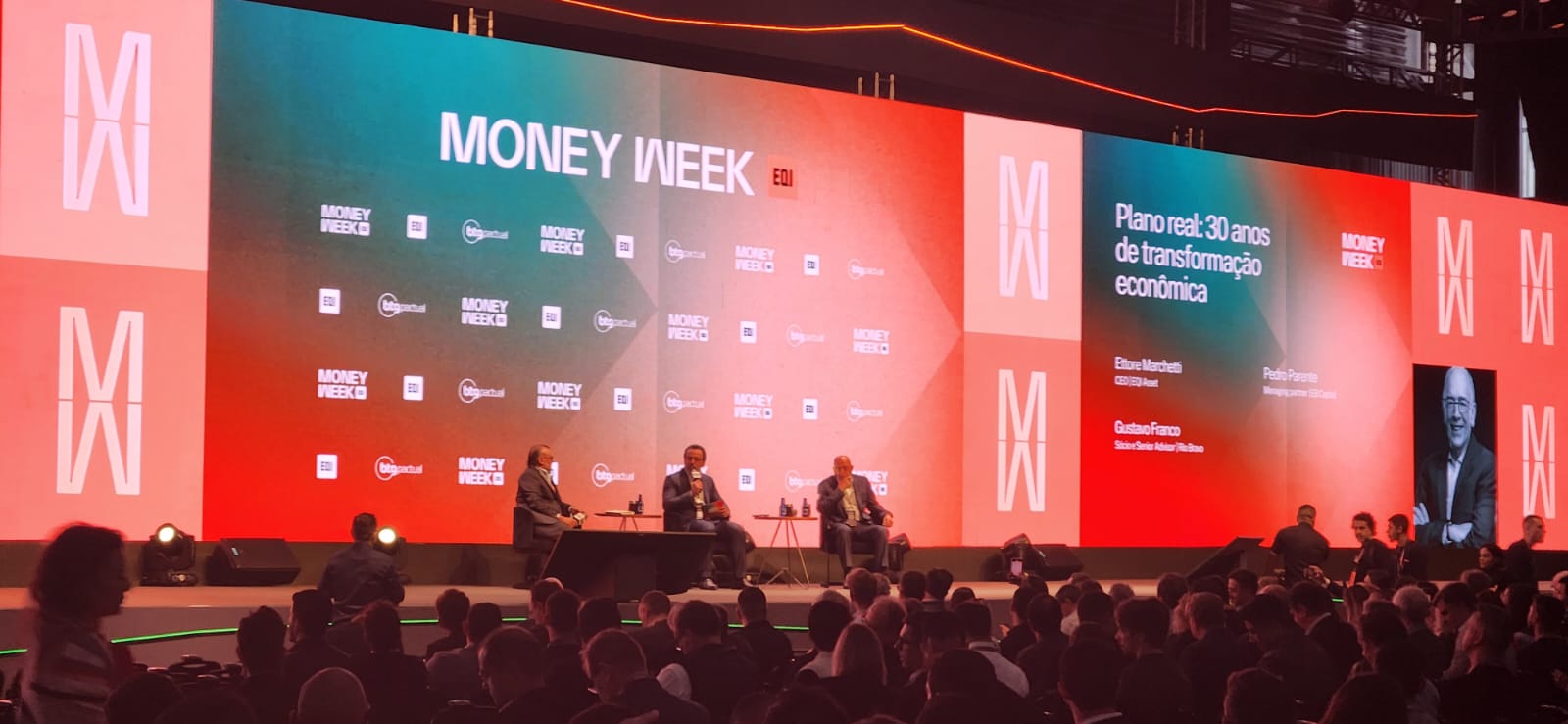 Money Week: foto painel Pedro Parente e Gustavo Franco