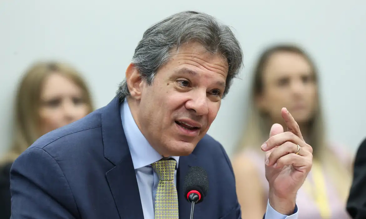 Crédito extraordinário para combater queimadas não viola arcabouço, diz Haddad