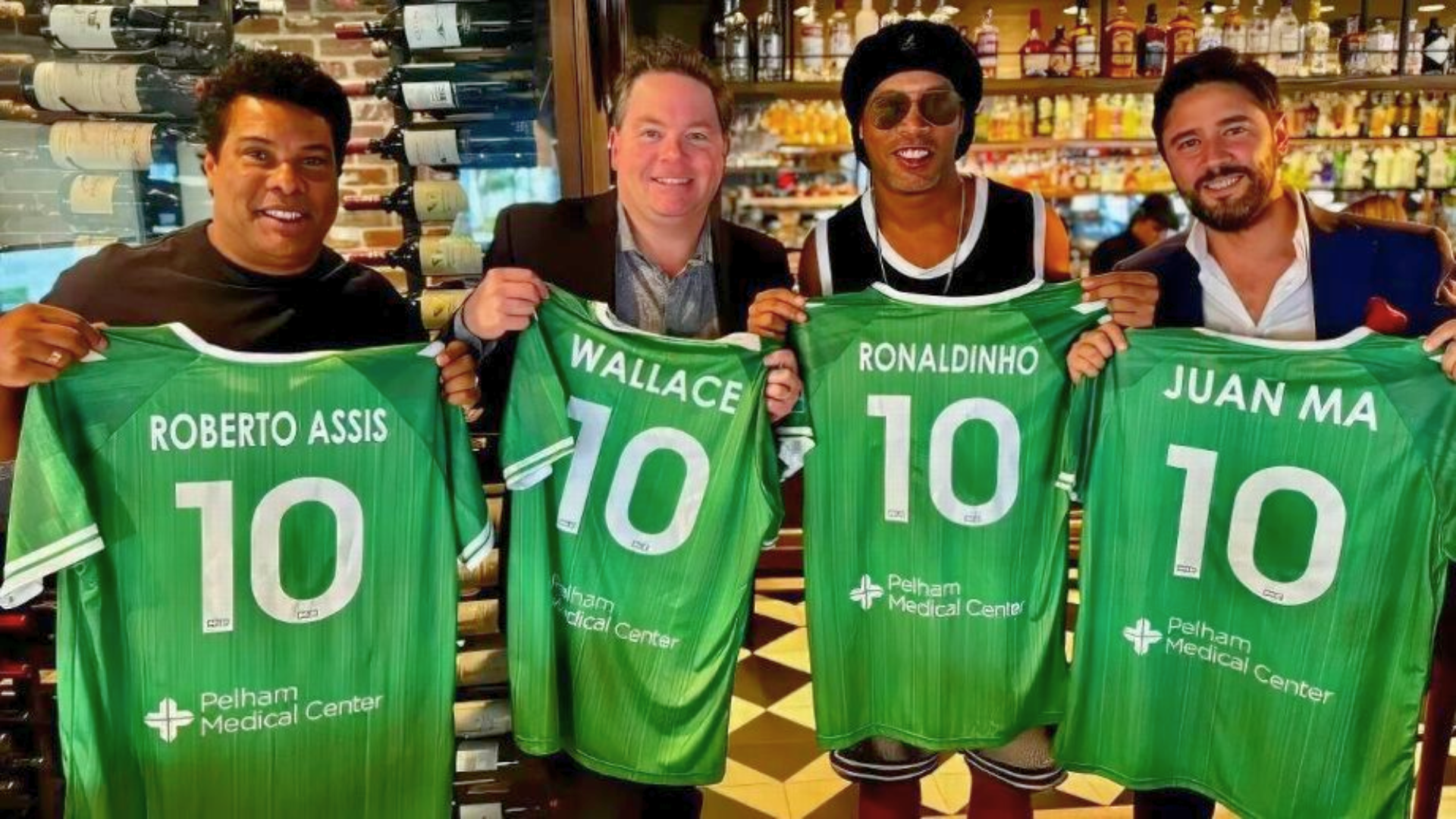 Ronaldinho Gaúcho em foto de divulgação