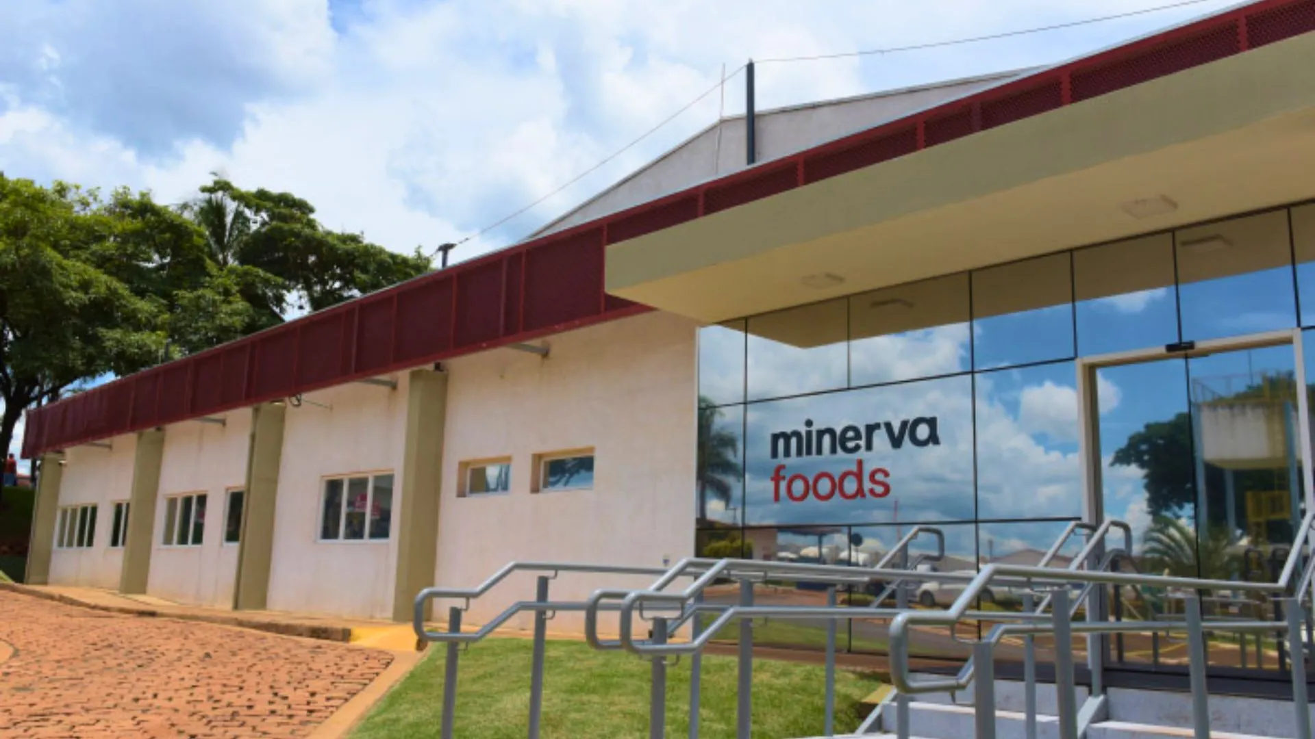 Minerva (BEEF3) tem compra de ativos da Marfrig vetada no Uruguai