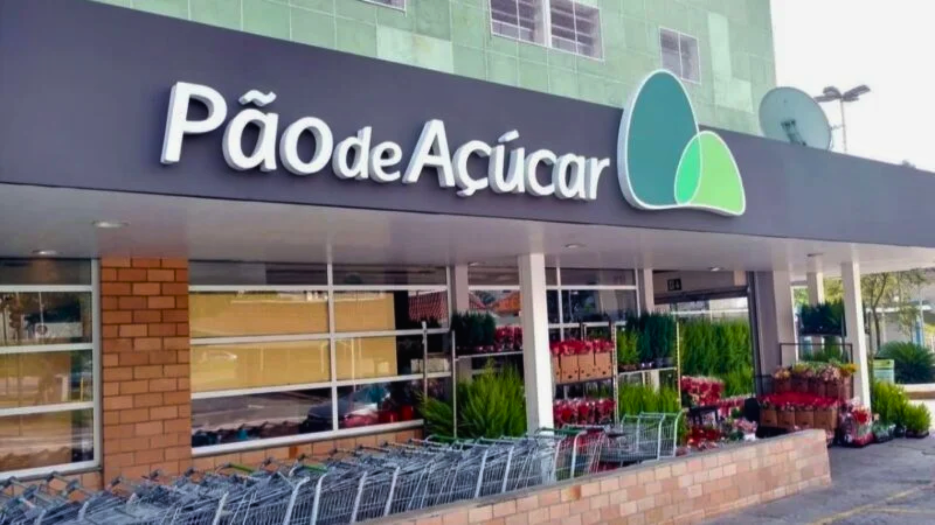 Fachada do supermercado Pão de Açúcar da rede GPA