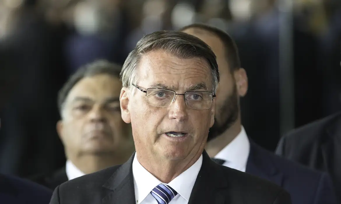 Jair Bolsonaro tem pedido de liberação negado para posse de Trump