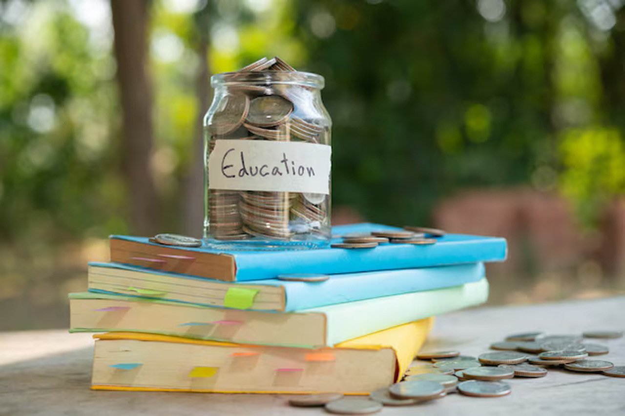 5 livros sobre investimentos recomendados por analista da EQI Research