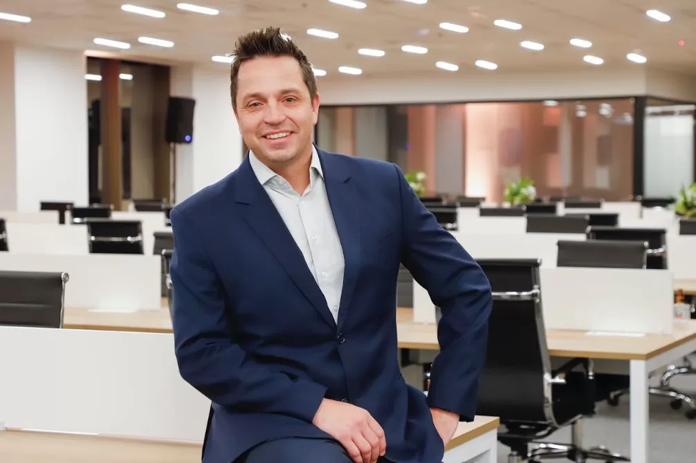 Foto Juliano Custodio, CEO da EQI Investimentos: atendimento às empresas