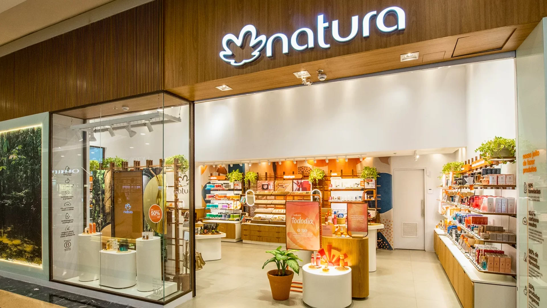Fachada de uma loja da Natura