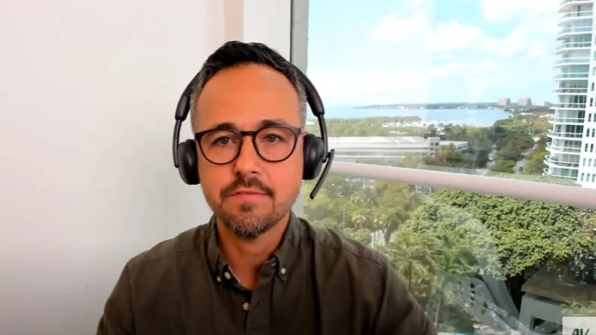 “Ontem foi uma aula de risco de fronteira”, diz Avenue após IOF