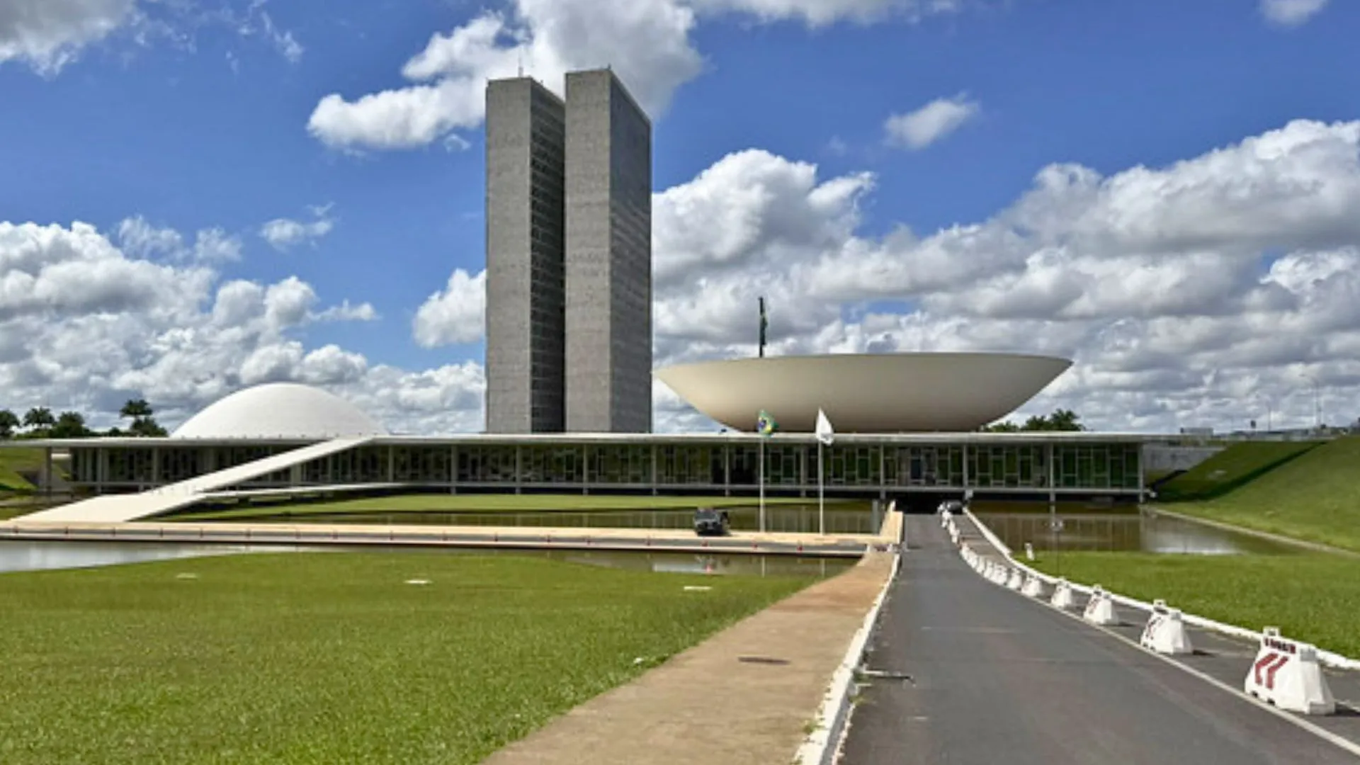 Congresso Nacional, local de decisões sobre o IOF