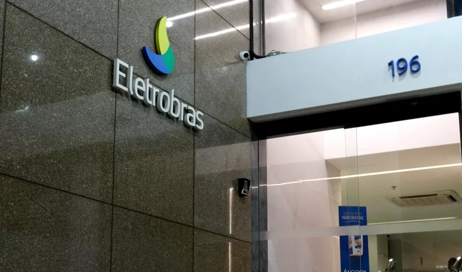 ELET3: EQI Research segue otimista com ação. Imagem de prédio da empresa