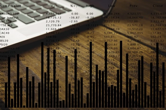 Gráfico sobre computador para resultados do 1TRI25