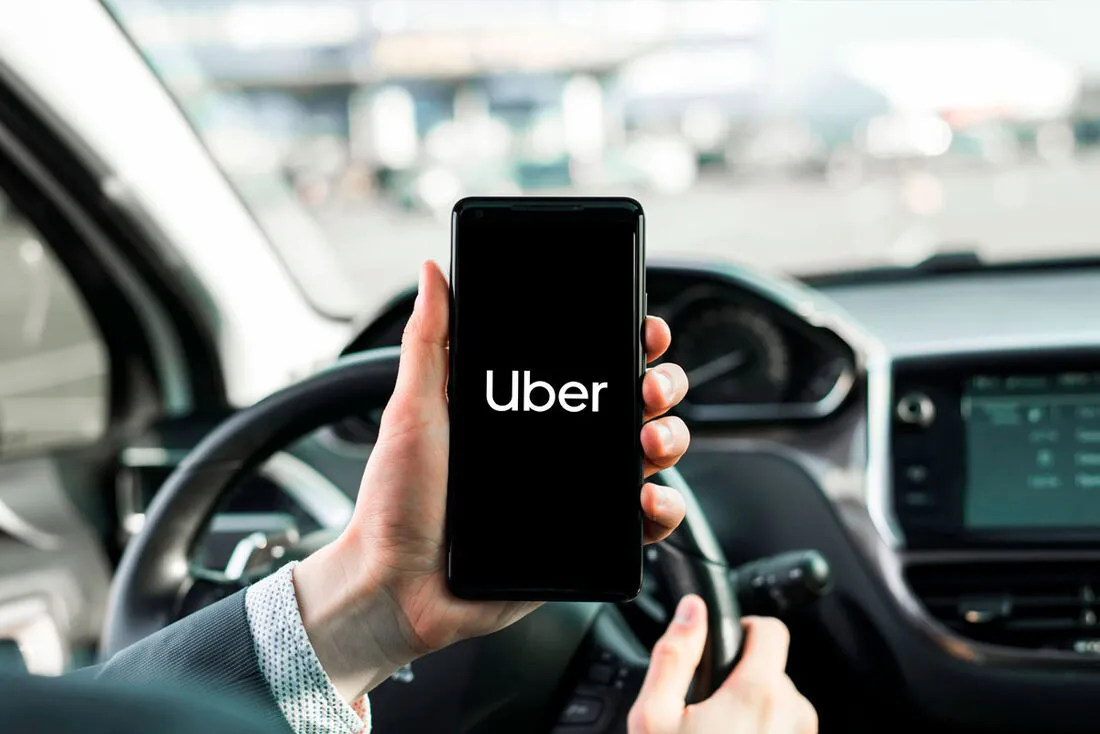iFood e Uber fecham parceria para integrar serviços