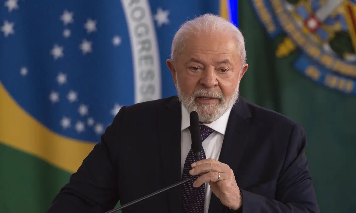 Democracia sempre