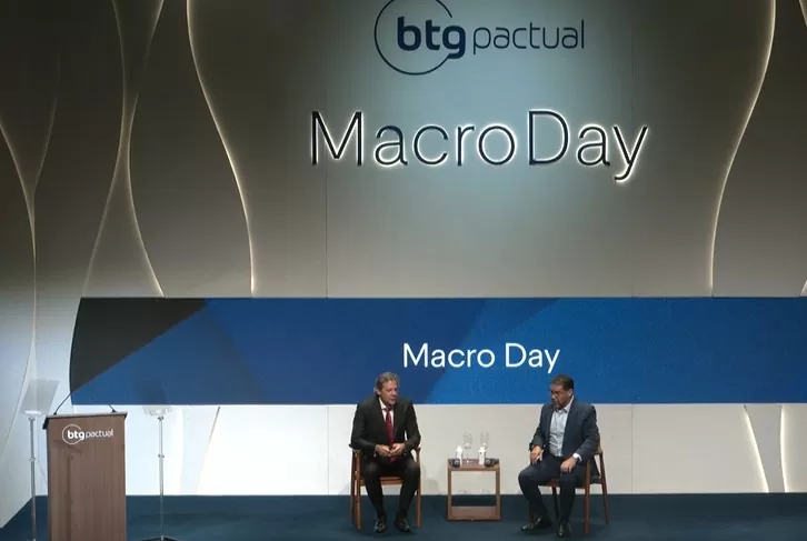 Imagem de Fernando Haddad e Mansueto Almeida, no Macro Day do BTG