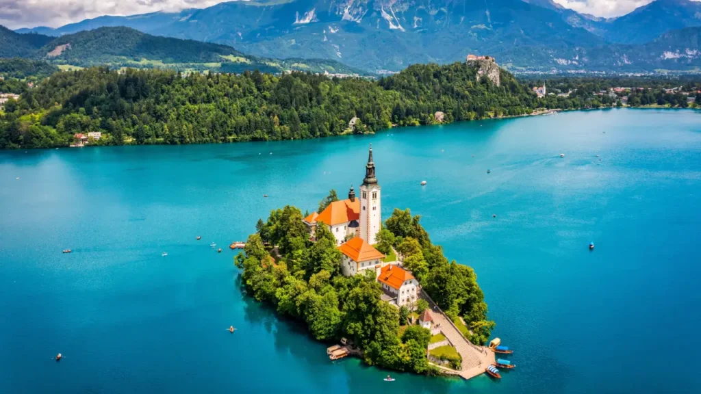 verão europeu acessível com a queda do euro