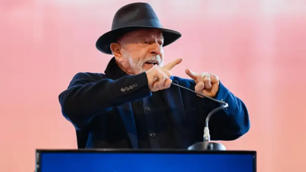 Presidente da República, Luiz Inácio Lula da Silva, durante cerimônia de lançamento da Fragata “Cunha Moreira”